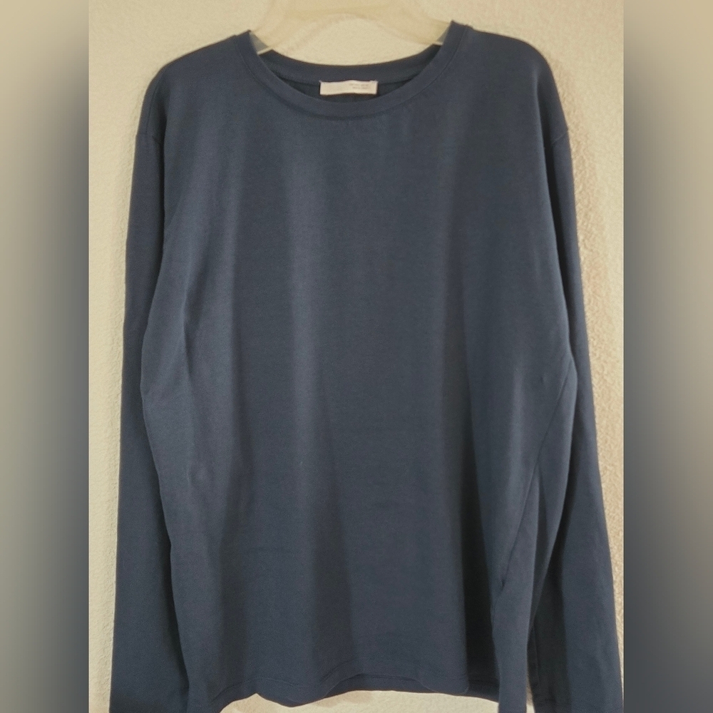 Zara Women's Long And Short Sleeve Tops in Navy and Black.Bundle. - Picture 3 of 9